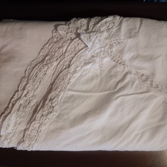 Homegoods - Picture 3 of 4